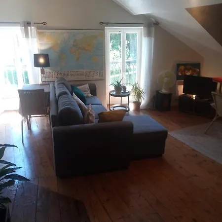 Flat Jurançon